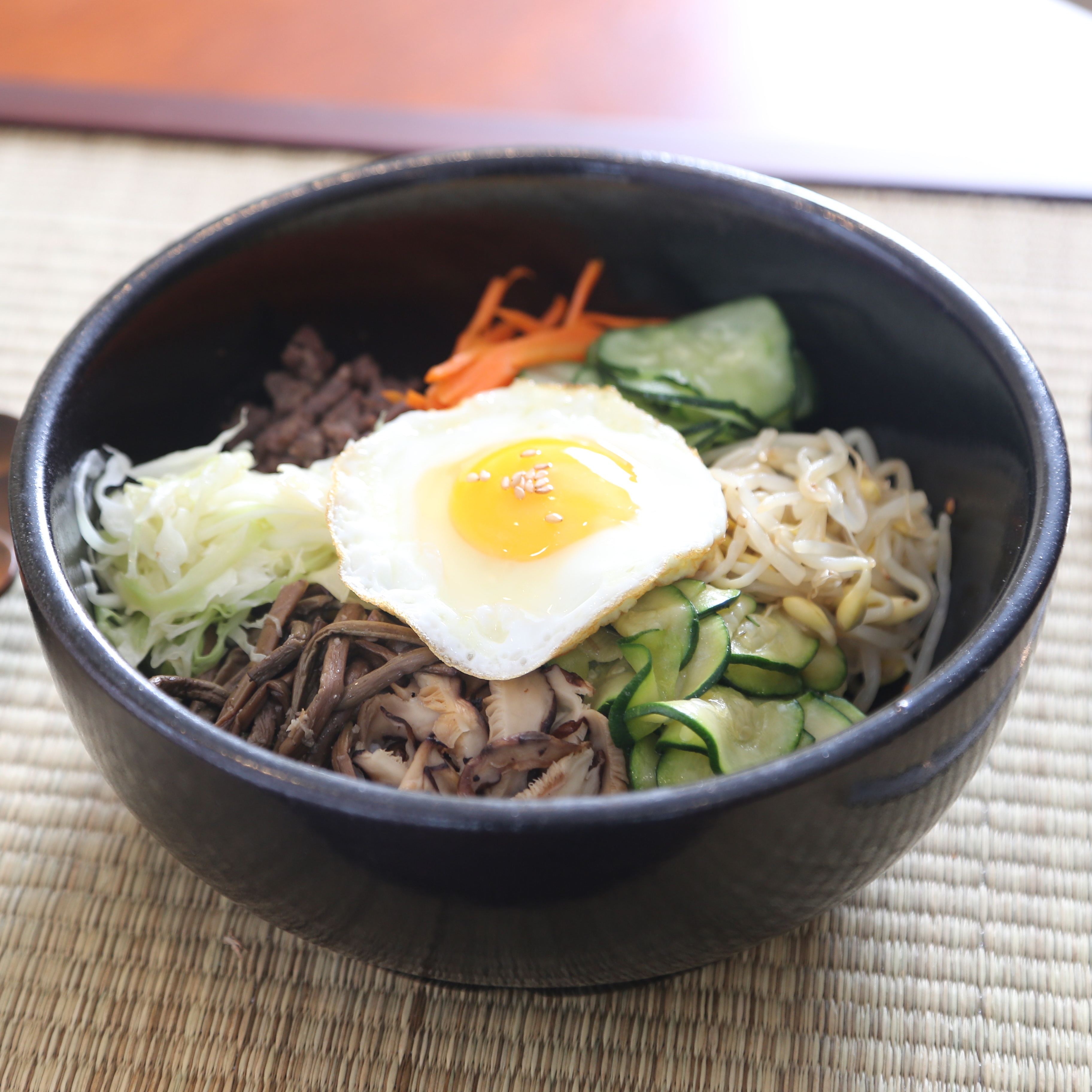 Crazy Korean Cooking Korean Stone Bowl (Dolsot), Sizzling Hot Pot for  Bibimbap